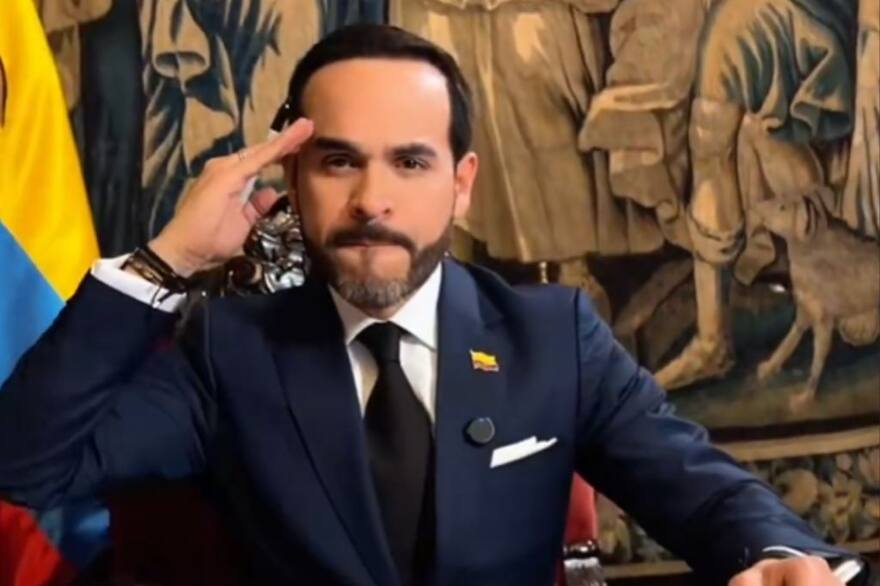 Abelardo De La Espriella Anunci El Fin De La Suspensi n Del Porte De abelardo-de-la-espriella-anunci-el-fin-de-la-suspensi-n-del-porte-de