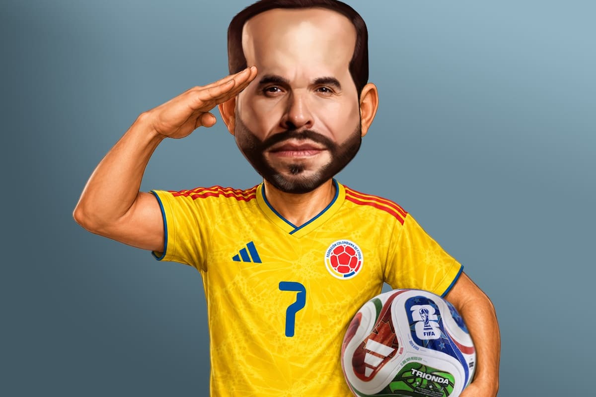 Abelardo de la Espriella, uno de los candidatos a presidente de Colombia, con la camiseta "7" de Luis Díaz