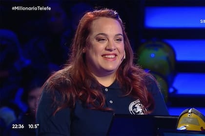 Abi es parte del cuerpo de bomberos de San Miguel.