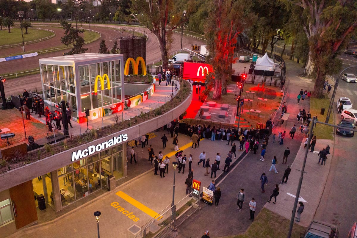 Abrió el nuevo local de McDonald’s en Rosario, un hito sustentable para la región.