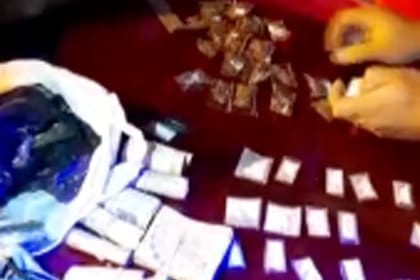 Abuela narco en Tres de Febrero: la frenaron en un control y le dio un morral con droga a su nieta, menor de edad