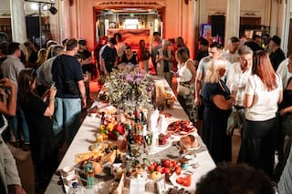 Más de 40 puestos de comidas regionales, catas y canastas navideñas del productor al cliente