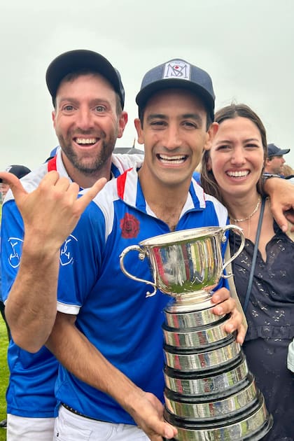 "Acá me quedo hasta fin de julio y después me voy a Malasia, a jugar con el príncipe de Johor”, le contó a ¡HOLA! Argentina Polito Pieres.