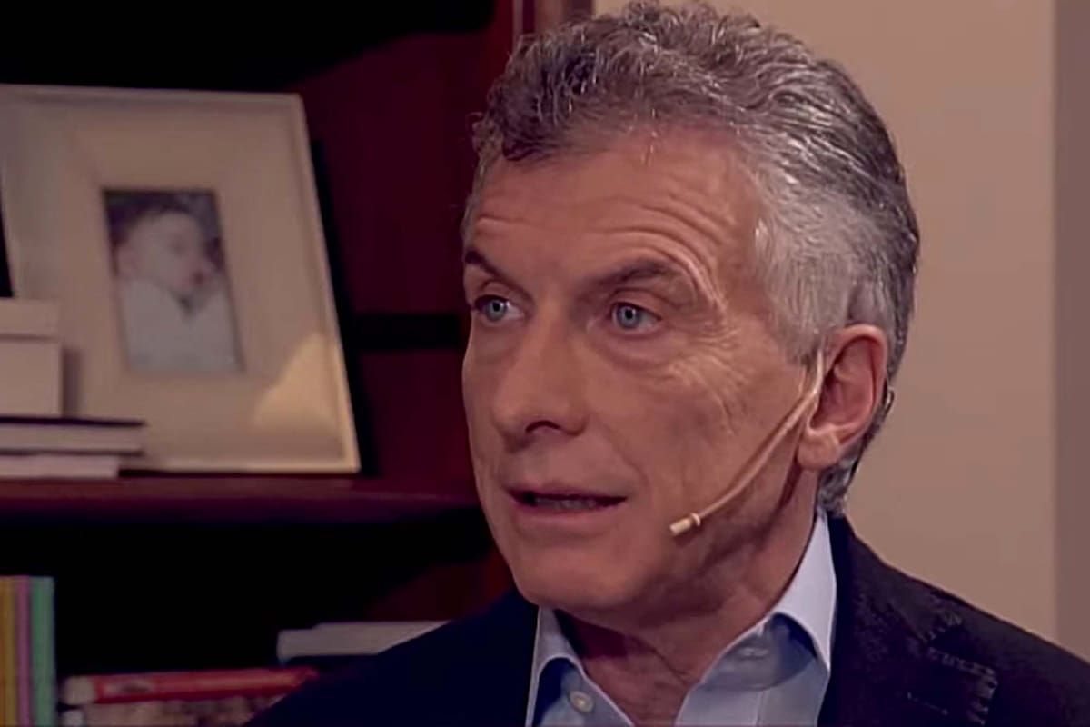 "Acá si vos no tenes un contacto, un amigo, se discute qué se desaloje o no. Te toca un mapuche trucho en el sur y te roba roba tu casa, te la incendia y lo apoya el Estado”, lanzó Macri