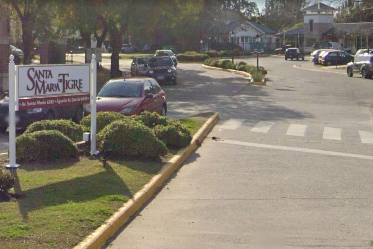 Acceso a Santa María de Tigre