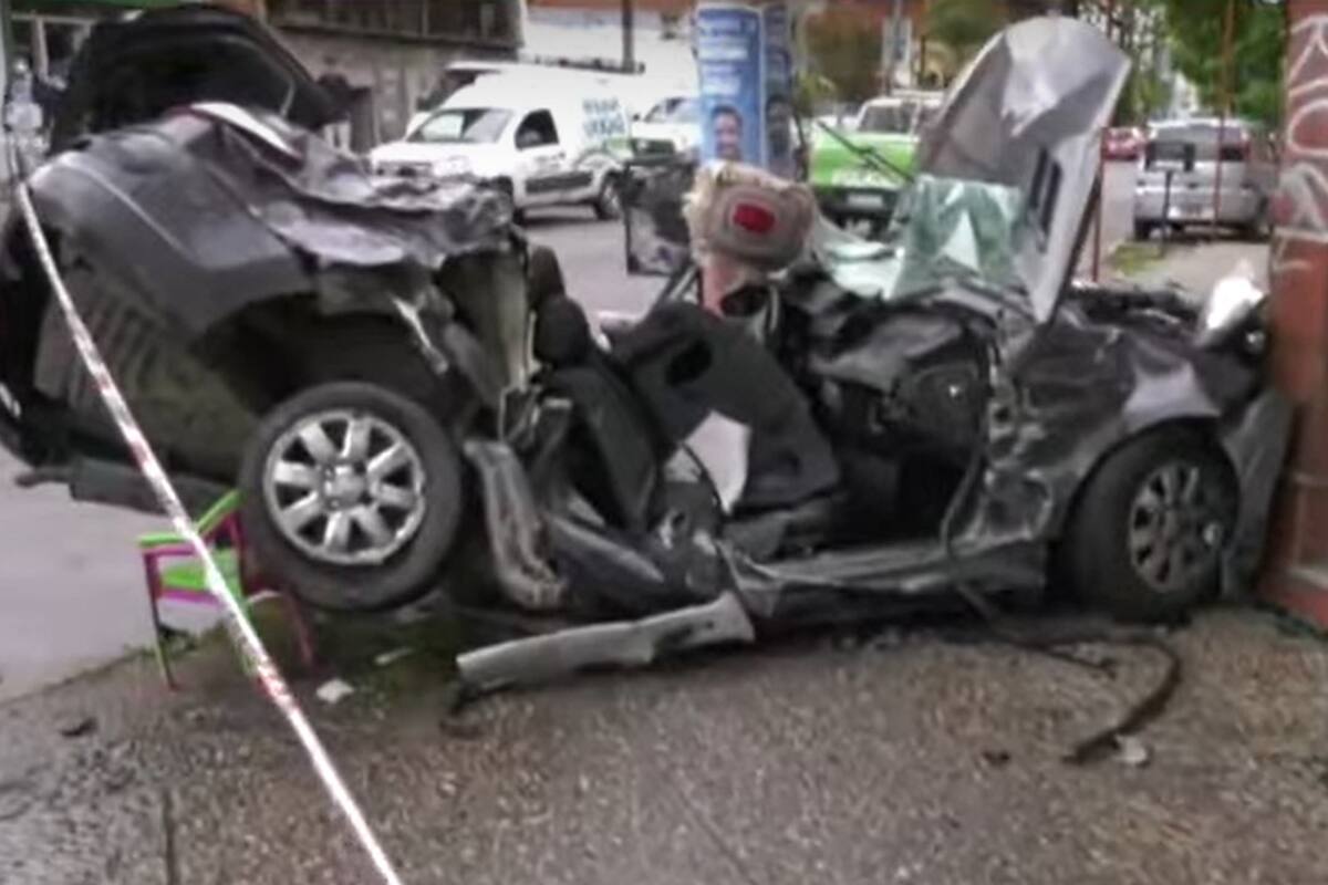 Accidente en Gerli entre un auto y un camión