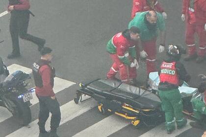 Un hombre y una mujer cayeron desde el Puente Pacífico, sobre la avenida Santa Fe | En Palermo