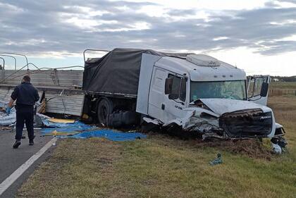 Accidente entre las localidades de Washington y Vicuña Mackenna, en el departamento Río Cuarto, del sur de la provincia de Córdoba