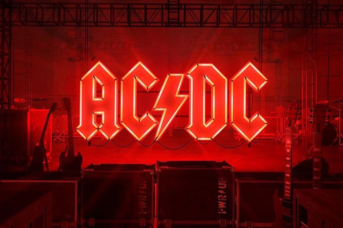 ACDC 2020 power up