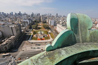 El monumento neoclásico italiano debe lucir como nuevo el próximo 10 de diciembre, cuando el presidente jure ante la Asamblea Legislativa