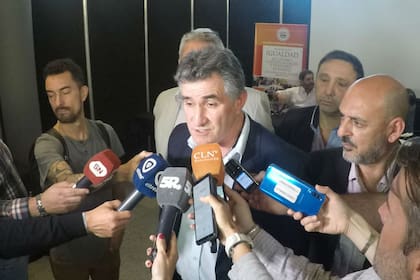 Achetoni habló sobre la crisis en la entidad en el congreso anual en Rosario