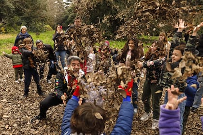 Actividades lúdicas y paseos por el parque de la Casa Sobre el Arroyo