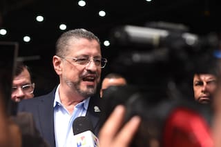 Activista niega autoría de amenazas a presidente de Costa Rica