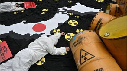 Activistas surcoreanos han criticado el plan de Japón, diciendo que contaminará el océano