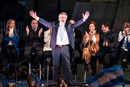 Acto de Alberto Fernández Junto a Cristina Fernández y Axel Kicillof