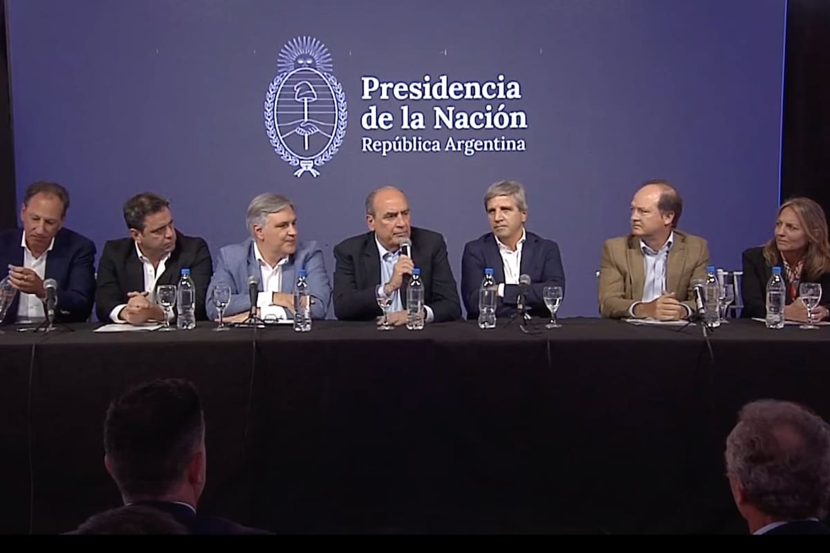 Acto de inauguración de la obra de reversión del Gasoducto Norte