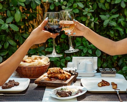 Actualmente en el mercado existen vinos con menor contenido de alcohol, pero con valores que rondan el 10%