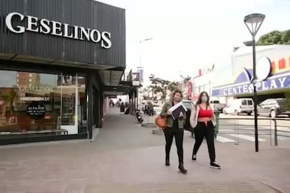 Actualmente en Villa Gesell están en fase 5, con comercios y restaurantes abiertos