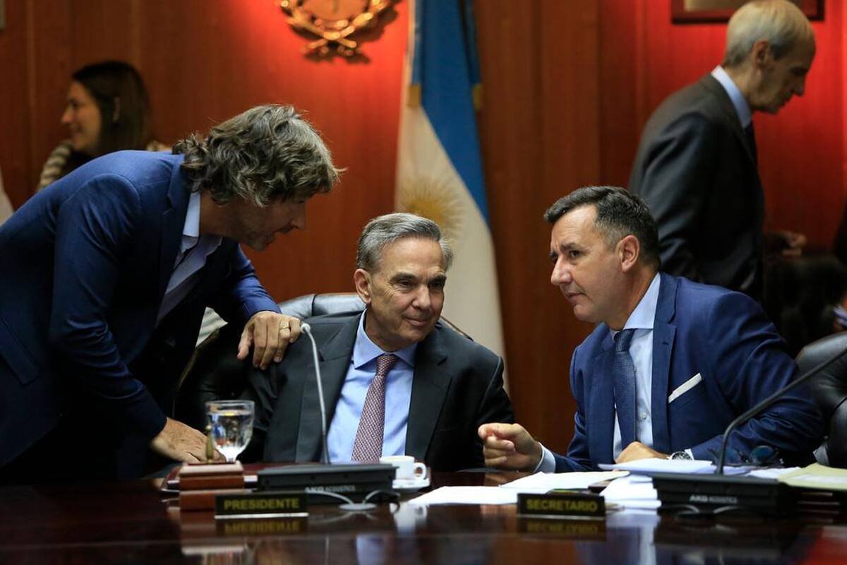 Acumula seis acusaciones en el Consejo de la Magistratura