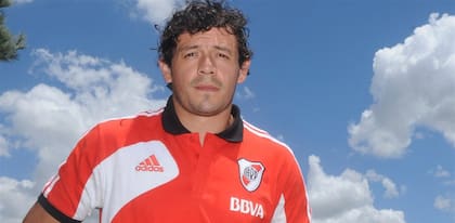 Adalberto Román estuvo fuera del plantel por varias lesiones que sufrió tras arribar a Núñez