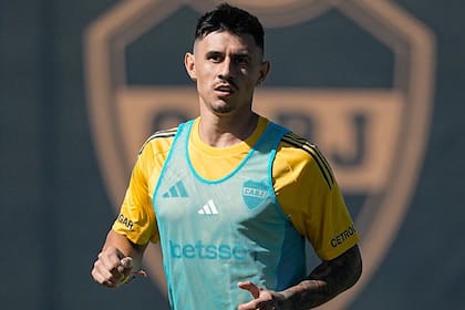 Adam Bareiro debutaría este martes en Boca, por la Copa Argentina, y se perfila para ser titular