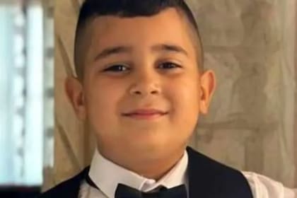 Adam, de 8 años, recibió un disparo en la cabeza cuando huía de vehículos blindados israelíes