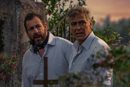 Adam Sandler y George Clooney en Jay Kelly