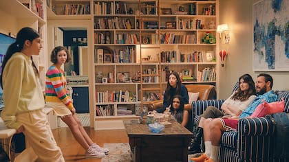 Adam Sandler y sus hijas en la nueva comedia de Netflix