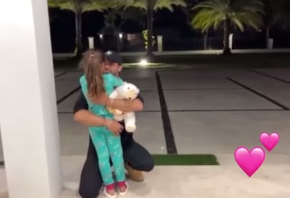 Adamari López fue quien grabó el reencuentro de Toni Costa con su hija