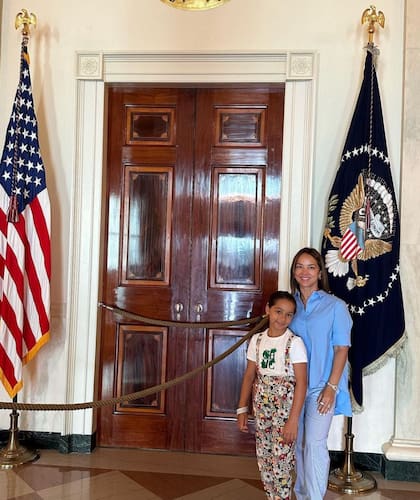 Adamari López recientemente estuvo de viaje y visitó la Casa Blanca