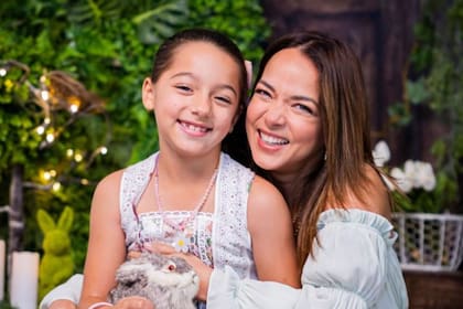 Adamari López y su hija, Alaïa Costa, disfrutaron del Día de Pascua en familia