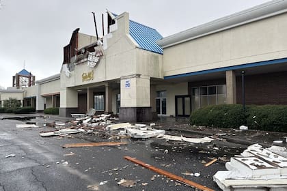 Además de las abundantes lluvias, se registraron vientos fuertes y algunos tornados en Carolina del Sur