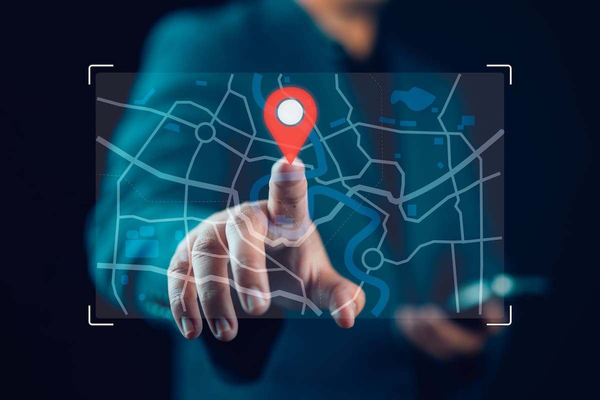 Además de los clásicos juegos como GeoGuessr, donde alguien reconoce el lugar donde fue tomada una foto por el contexto visual, ChatGPT puede hacer la misma acción, analizando elementos en una imagen para ubicarla geográficamente