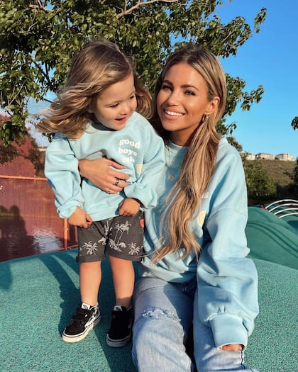 Además de ser modelo, es madre e influencer