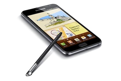 Además de su amplia pantalla de 5,3 pulgadas, el Samsung Galaxy Note se destaca por la presencia de un lápiz, una suerte de stylus que permite dibujar y tomar apuntes