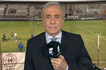 Además de su etapa como futbolista, Roberto Perfumo también se destacó en el periodismo deportivo