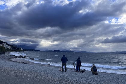 Además de sus paisajes, Bariloche gana turistas que llegan interesados en visitar locaciones de series y de cine