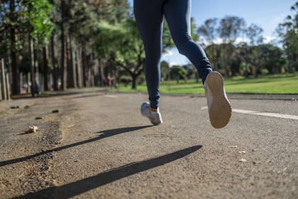 Además de una alimentación beneficiosa es importante la actividad física regular