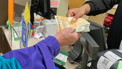 Además del premio mayor, más de 97.900 tickets de Match 6 Lotto obtuvieron premios en el juego