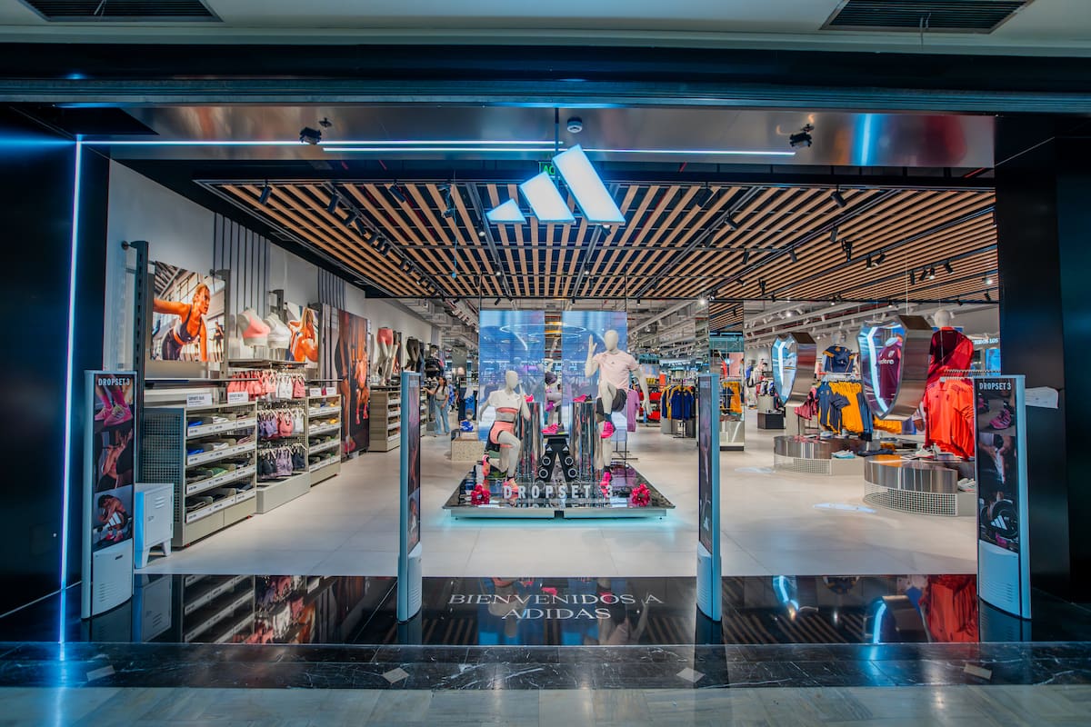 adidas inauguró la tienda más grande en Argentina en Unicenter