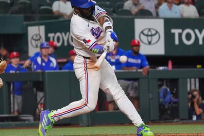 Adolis García sigue fuera y Rangers esperan que haga 'ajustes mecánicos' a su bateo