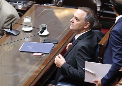 Adorni, cuando presentó el informe de gestión en el Congreso de la Nación