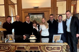 Crece la presión interna en la Casa Rosada para que Adorni deje su cargo