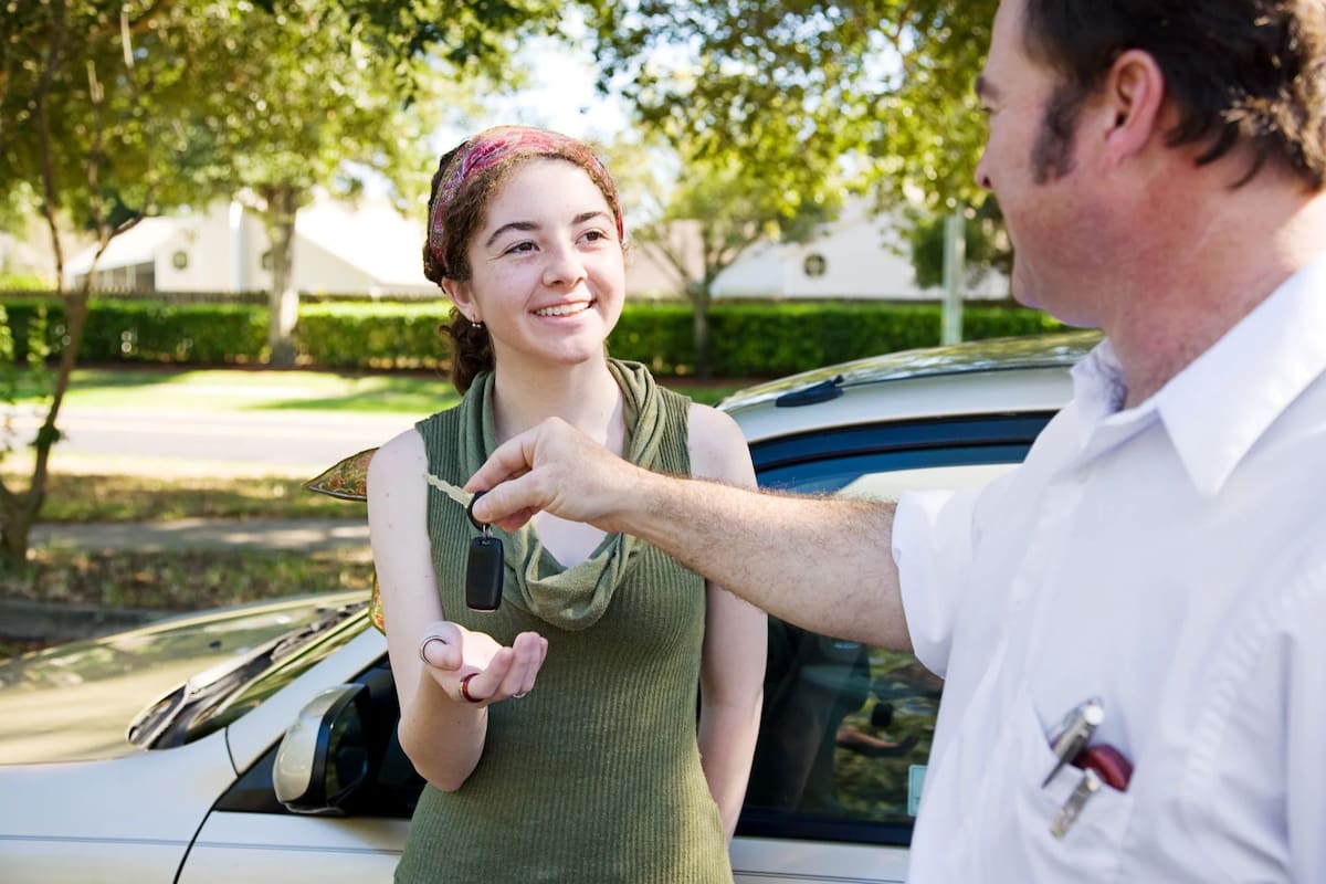 Adquirir un automóvil en Illinois pronto será más fácil gracias al Sistema de Titulación y Gravamen Electrónico (ELT) (Depositphotos)