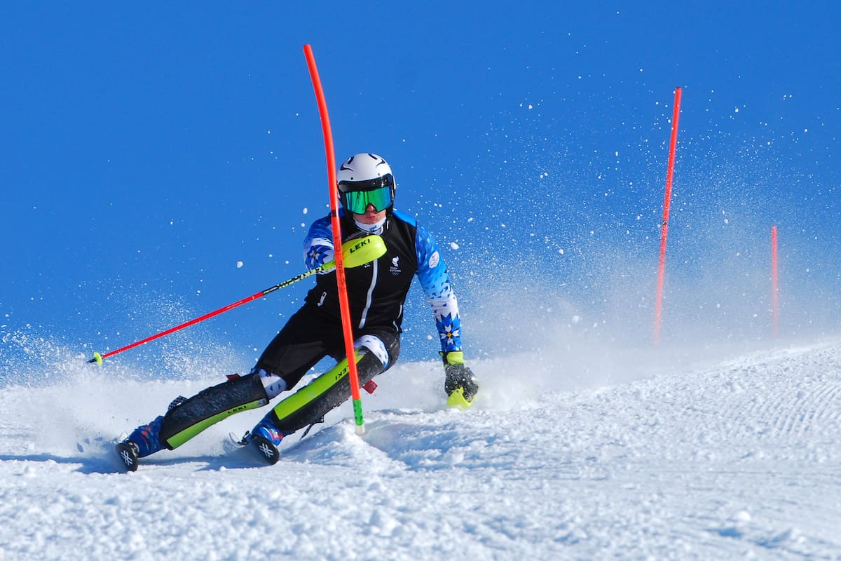 Adrenalina pura sobre la nieve, en el Camp FIS, en El Bolsón