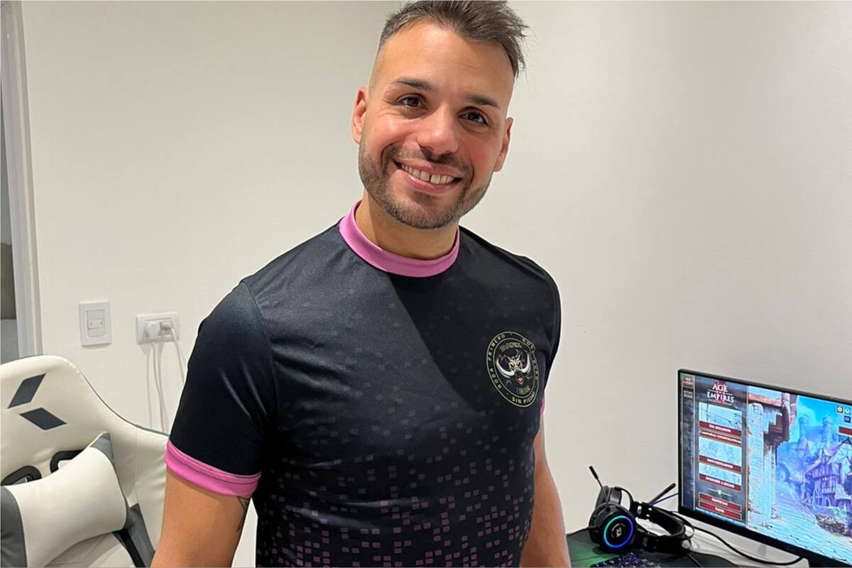 Adrián Calello, el ex Independiente que decidió dedicarse al mundo gamer