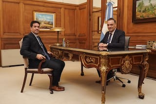 Ravier entra en funciones como vocero presidencial y Fabián Fernández reemplaza a Lanari como secretario de Prensa