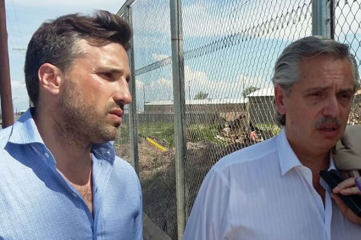 Adrián Rois se muestra en las redes sociales con Alberto Fernández