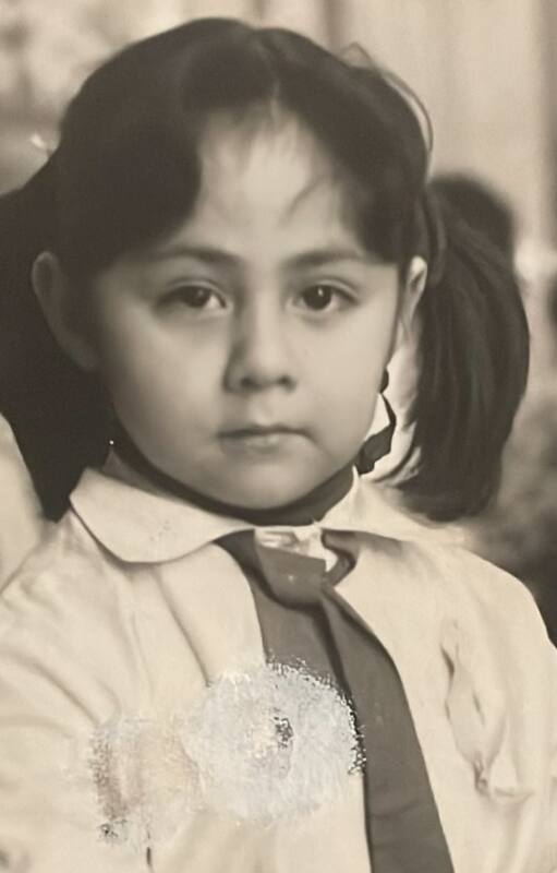 Adriana, a los cinco años.