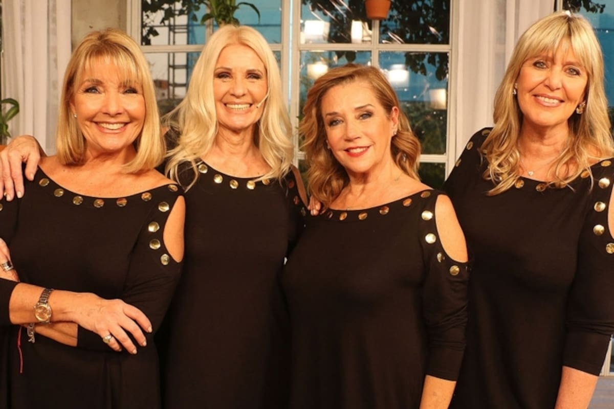 Adriana Costantini, Evelyn Scheidl, Marcela Tinayre y Marcela Gotlib, en tiempos en que además de rubias, eran muy amigas